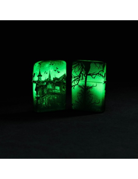 Zippo 48922 Haunted House - Glow-in-the-Dark öngyújtó